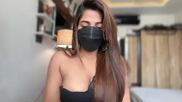 Hotty-Sana online show from April 2026 04:58:01 AM