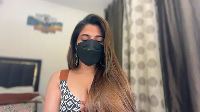 Hotty-Sana online show from April 2026 05:09:01 PM