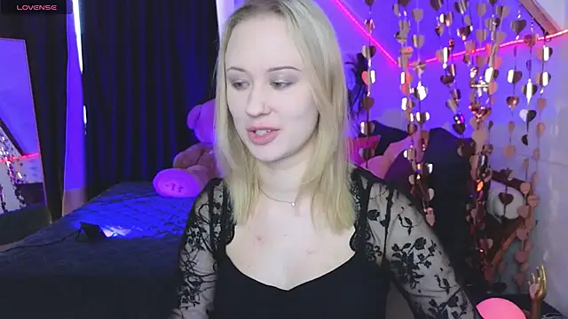 SashaBrooks online show from March 2026 01:37:01 PM