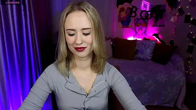 SashaBrooks online show from November 2025 02:12:01 PM