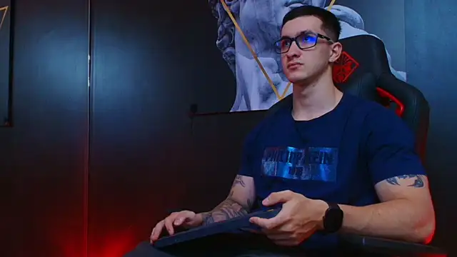 Snapshot of JacksonOlsenn chatting on September 2025 08:30:02 PM JacksonOlsenn online show from September 2025 08:30:02 PM