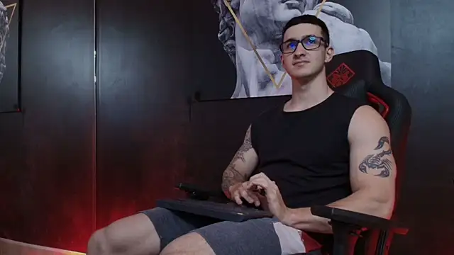 Snapshot of JacksonOlsenn chatting on October 2025 08:54:01 PM JacksonOlsenn online show from October 2025 08:54:01 PM