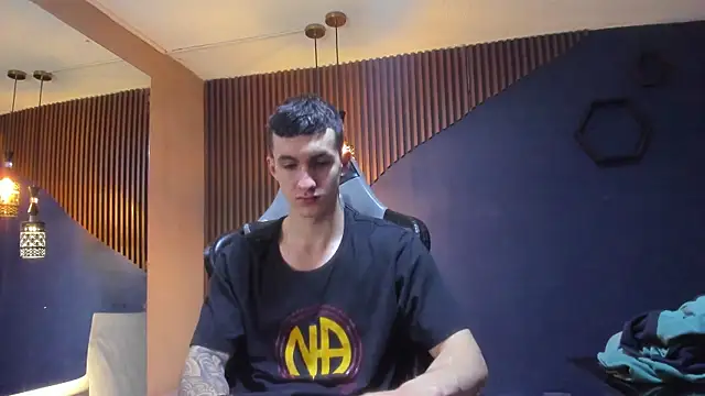 Snapshot of JacksonOlsenn chatting on March 2025 12:14:02 PM JacksonOlsenn online show from March 2025 12:14:02 PM