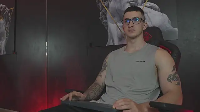 Snapshot of JacksonOlsenn chatting on November 2025 08:24:02 PM JacksonOlsenn online show from November 2025 08:24:02 PM