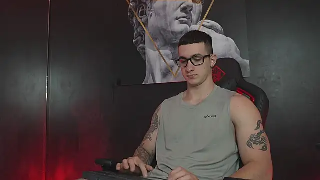 Snapshot of JacksonOlsenn chatting on November 2025 08:46:01 PM JacksonOlsenn online show from November 2025 08:46:01 PM