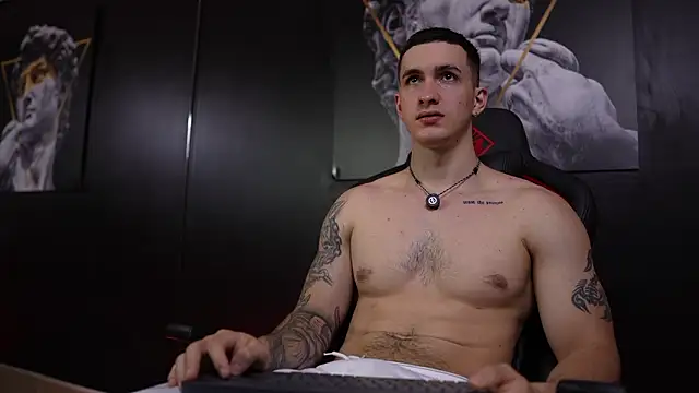 JacksonOlsenn online show from January 2026 08:29:01 PM