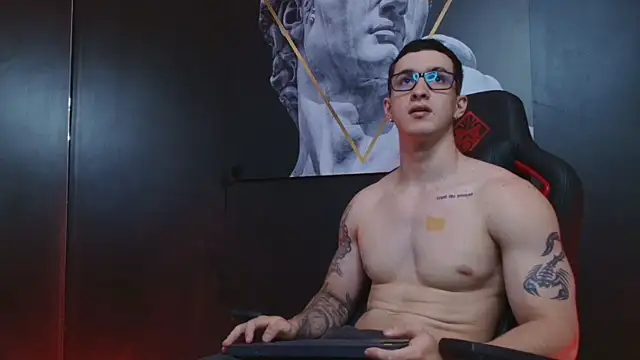 Snapshot of JacksonOlsenn chatting on September 2025 07:58:02 PM JacksonOlsenn online show from September 2025 07:58:02 PM