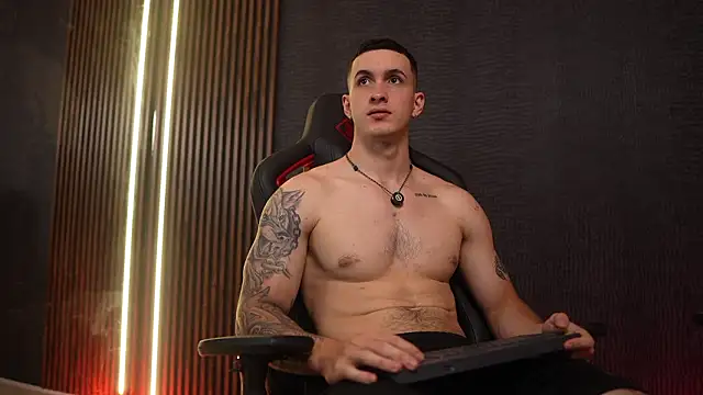 JacksonOlsenn online show from March 2026 08:45:01 PM