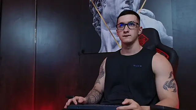 Snapshot of JacksonOlsenn chatting on September 2025 08:48:01 PM JacksonOlsenn online show from September 2025 08:48:01 PM