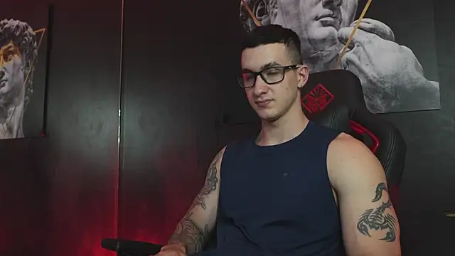 Snapshot of JacksonOlsenn chatting on November 2025 09:07:01 PM JacksonOlsenn online show from November 2025 09:07:01 PM