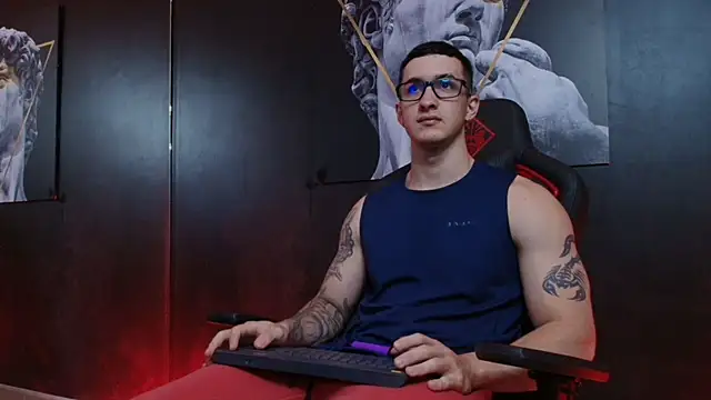 Snapshot of JacksonOlsenn chatting on October 2025 08:42:01 PM JacksonOlsenn online show from October 2025 08:42:01 PM