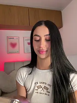 maddy bronw  online show from September 2025 10:49:02 PM