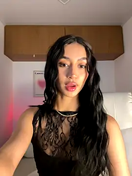 maddy bronw  online show from October 2025 10:52:02 PM