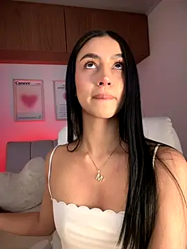 maddy bronw  online show from September 2025 12:49:02 AM