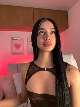 maddy bronw  online show from September 2025 11:04:01 PM