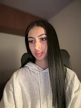 maddy bronw  online show from March 2025 08:37:01 AM