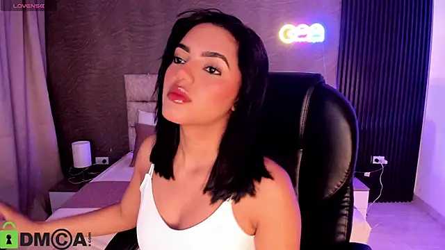 Cristal  adams online show from October 2025 12:16:02 PM