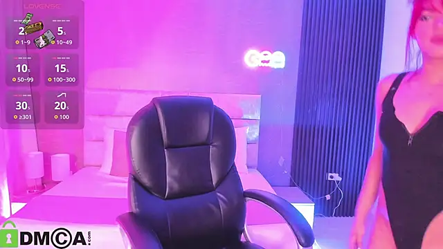 Cristal  adams online show from September 2025 12:22:01 PM