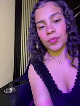 Snapshot of NINA_18_YEARS chatting on March 2025 11:45:01 PM NINA 18 YEARS online show from March 2025 11:45:01 PM