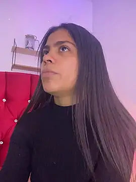 Snapshot of NINA_18_YEARS chatting on January 2025 08:56:02 PM NINA 18 YEARS online show from January 2025 08:56:02 PM