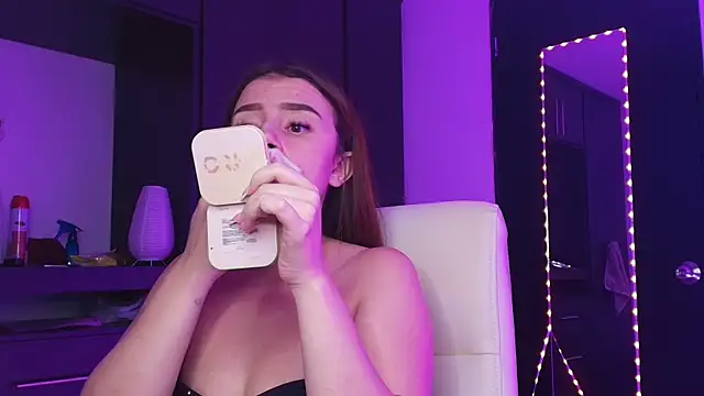 TinaJonnes  online show from April 2026 06:40:02 AM