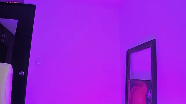 TinaJonnes  online show from February 2026 09:04:02 AM