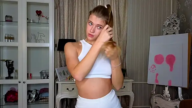 AnneFoxy online show from October 2025 07:32:02 AM