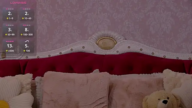 Snapshot of AngeliqueSkye chatting on September 2025 03:00:02 AM AngeliqueSkye online show from September 2025 03:00:02 AM