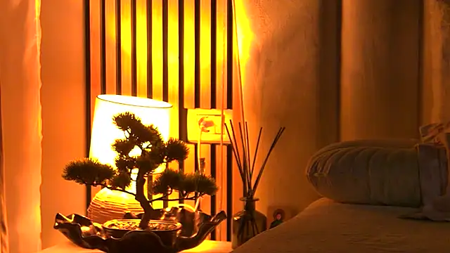 AngeliqueSkye online show from November 2025 04:12:01 AM