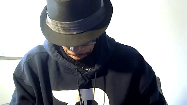 Snapshot of WhiskeyWood_DuhGOD chatting on December 2025 05:26:02 PM WhiskeyWood DuhGOD online show from December 2025 05:26:02 PM