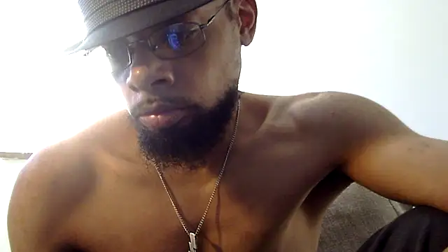 Snapshot of WhiskeyWood_DuhGOD chatting on March 2025 07:35:01 PM WhiskeyWood DuhGOD online show from March 2025 07:35:01 PM