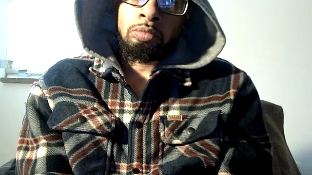 Snapshot of WhiskeyWood_DuhGOD chatting on January 2026 05:39:01 PM WhiskeyWood DuhGOD online show from January 2026 05:39:01 PM