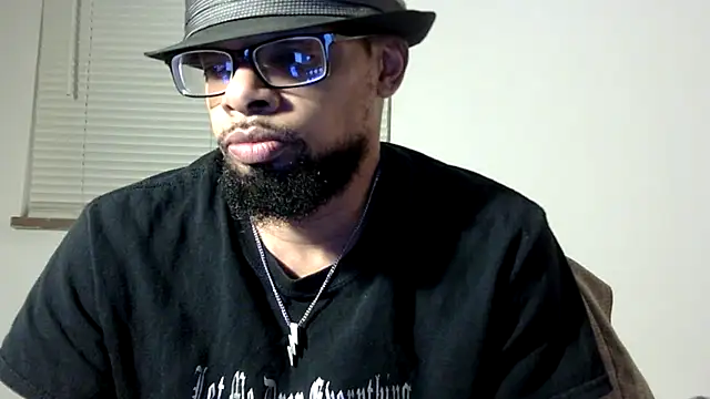 WhiskeyWood DuhGOD online show from November 2025 01:21:02 AM