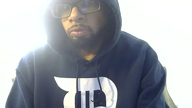 Snapshot of WhiskeyWood_DuhGOD chatting on January 2026 05:19:02 PM WhiskeyWood DuhGOD online show from January 2026 05:19:02 PM