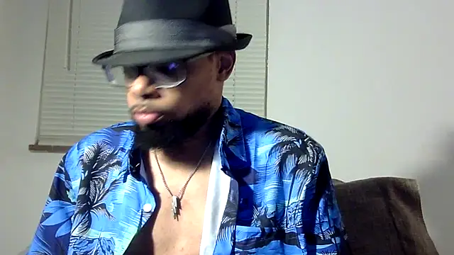 Snapshot of WhiskeyWood_DuhGOD chatting on September 2025 01:17:02 AM WhiskeyWood DuhGOD online show from September 2025 01:17:02 AM