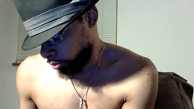 Snapshot of WhiskeyWood_DuhGOD chatting on February 2025 02:30:02 AM WhiskeyWood DuhGOD online show from February 2025 02:30:02 AM