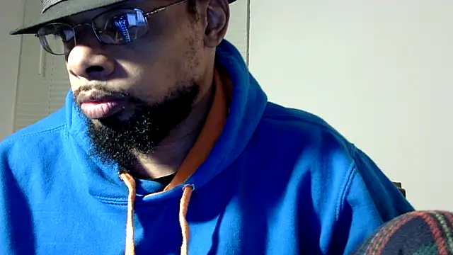 Snapshot of WhiskeyWood_DuhGOD chatting on February 2025 02:26:02 AM WhiskeyWood DuhGOD online show from February 2025 02:26:02 AM