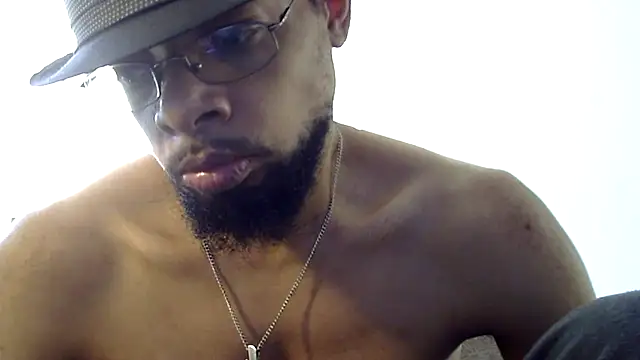 Snapshot of WhiskeyWood_DuhGOD chatting on February 2025 08:42:02 PM WhiskeyWood DuhGOD online show from February 2025 08:42:02 PM
