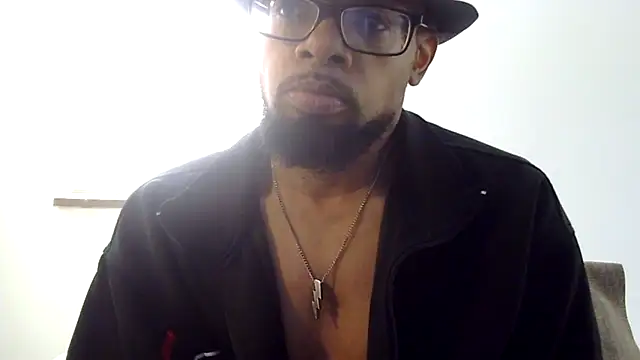 Snapshot of WhiskeyWood_DuhGOD chatting on October 2025 04:41:02 PM WhiskeyWood DuhGOD online show from October 2025 04:41:02 PM