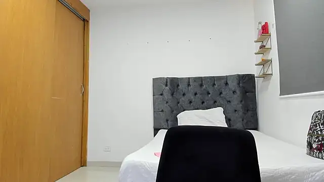 Snapshot of Samanthagax chatting on October 2025 09:04:02 PM Samanthagax online show from October 2025 09:04:02 PM