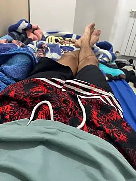 alex-riadh online show from December 2025 08:54:01 PM