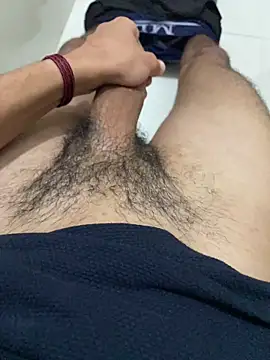 alex-riadh online show from December 2025 11:05:02 PM