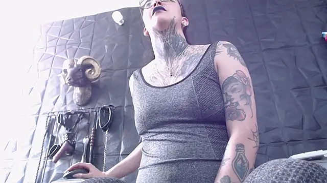 Agata Darkness online show from April 2026 06:13:02 PM