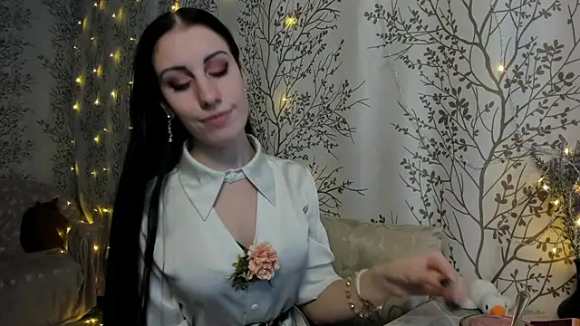 Mary0Lou online show from December 2024 09:03:01 AM