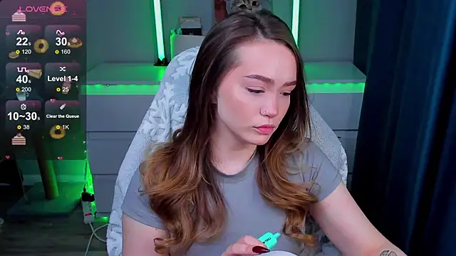 Evia r0se online show from February 2026 12:49:02 PM