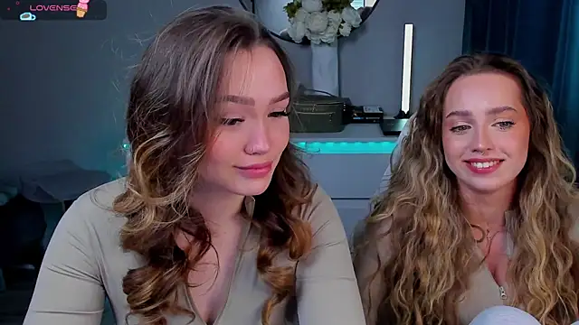 Evia r0se online show from February 2026 05:32:02 PM