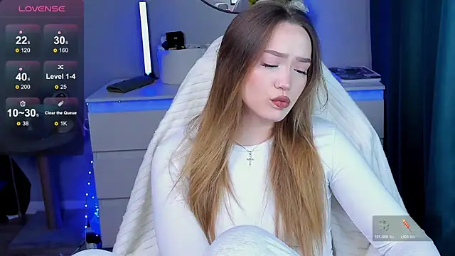 Evia r0se online show from October 2025 02:28:01 PM