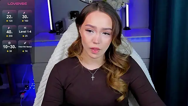 Evia r0se online show from November 2025 12:42:02 PM