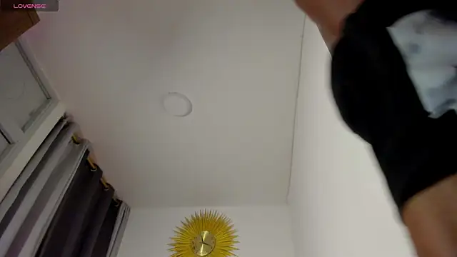 ronnie 7777 online show from November 2025 04:27:02 AM