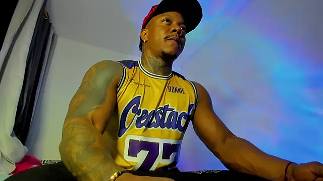 ronnie 7777 online show from October 2025 04:33:01 AM